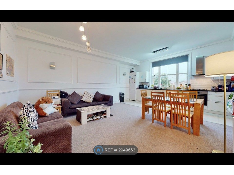 Property photo 2 of 33