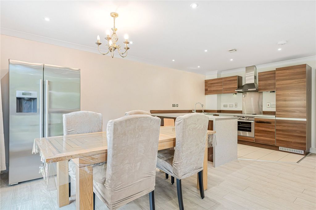 Additional image 4 of 3 bed flat for saleWalton Well Road, Waterfront OX2