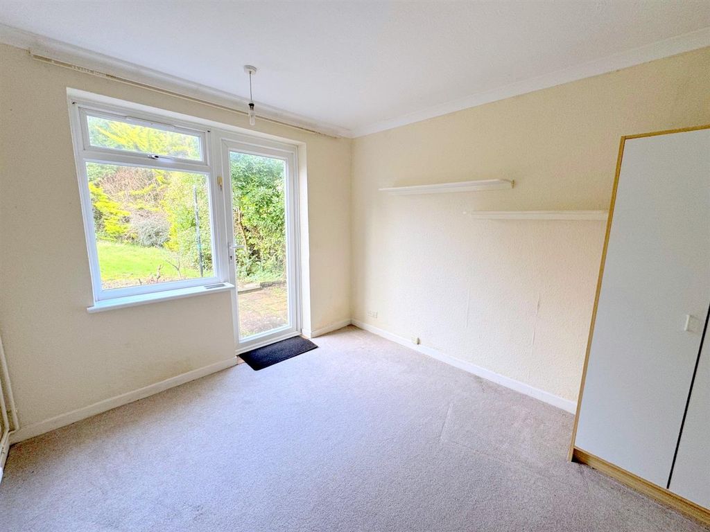 Property photo 3 of 13 Rod1.Jpg
