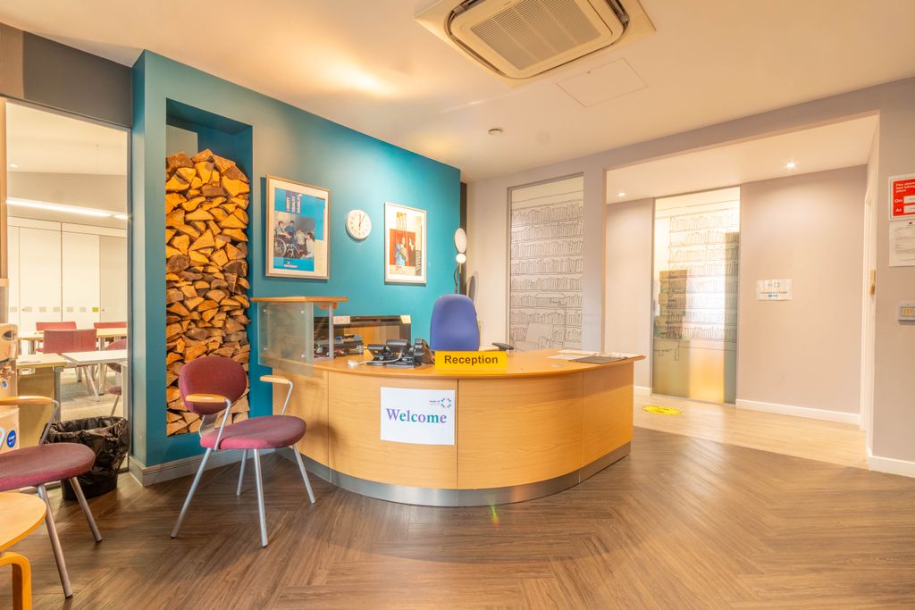 Property photo 2 of 7