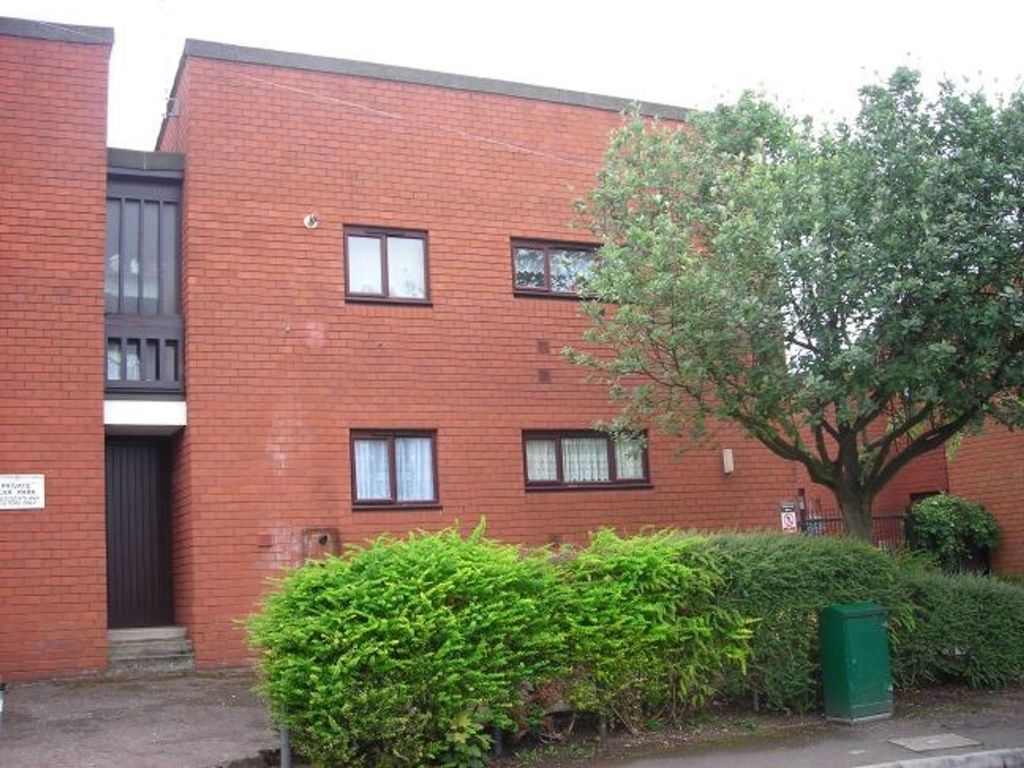 Property photo 1 of 6 Photo 9