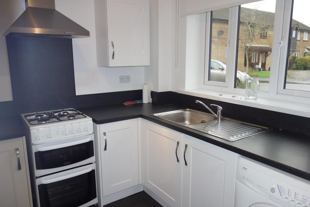 Property photo 2 of 9 Kitchen.Jpg