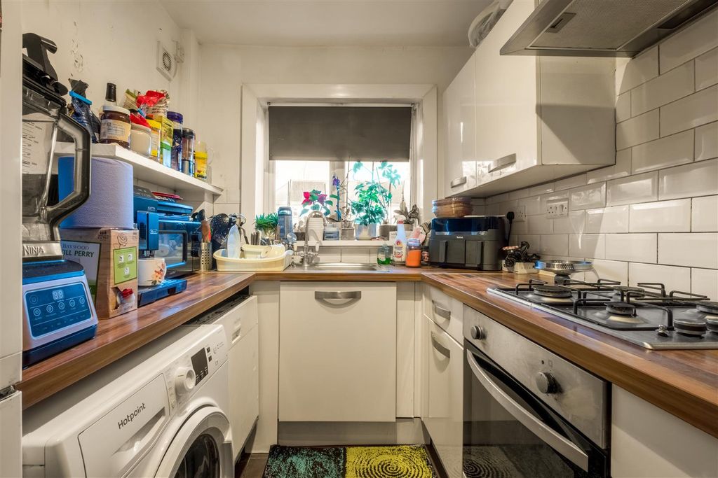 Property photo 3 of 15 43 Eastbrook Road-2.Jpg