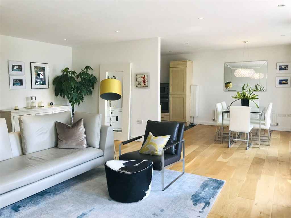 Property photo 1 of 28 Open Plan Living
