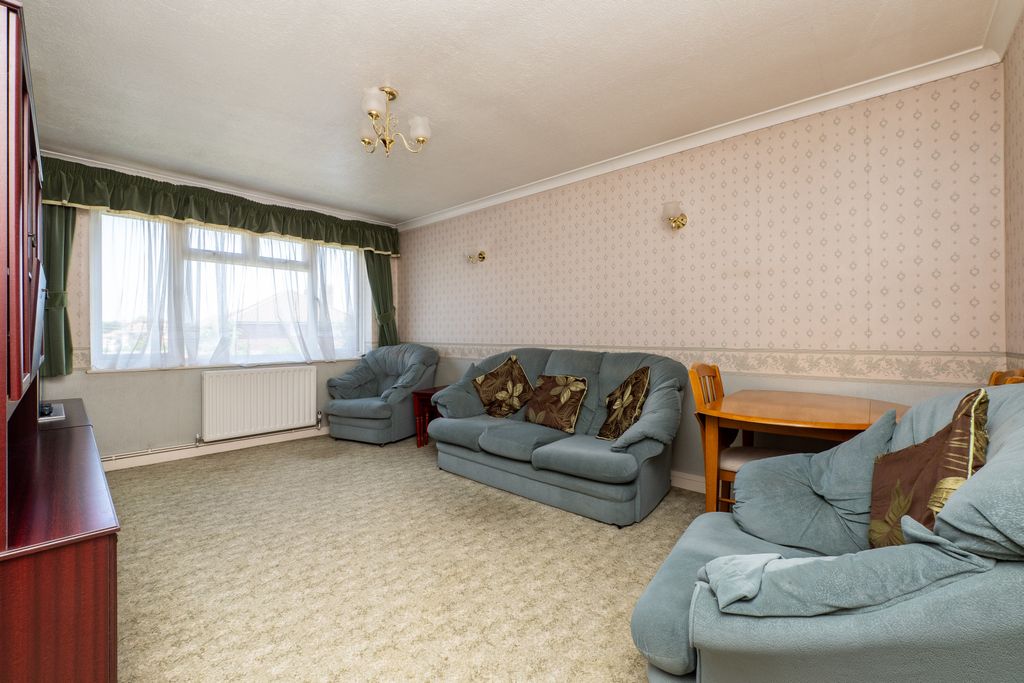 Property photo 2 of 13 Picture No. 03