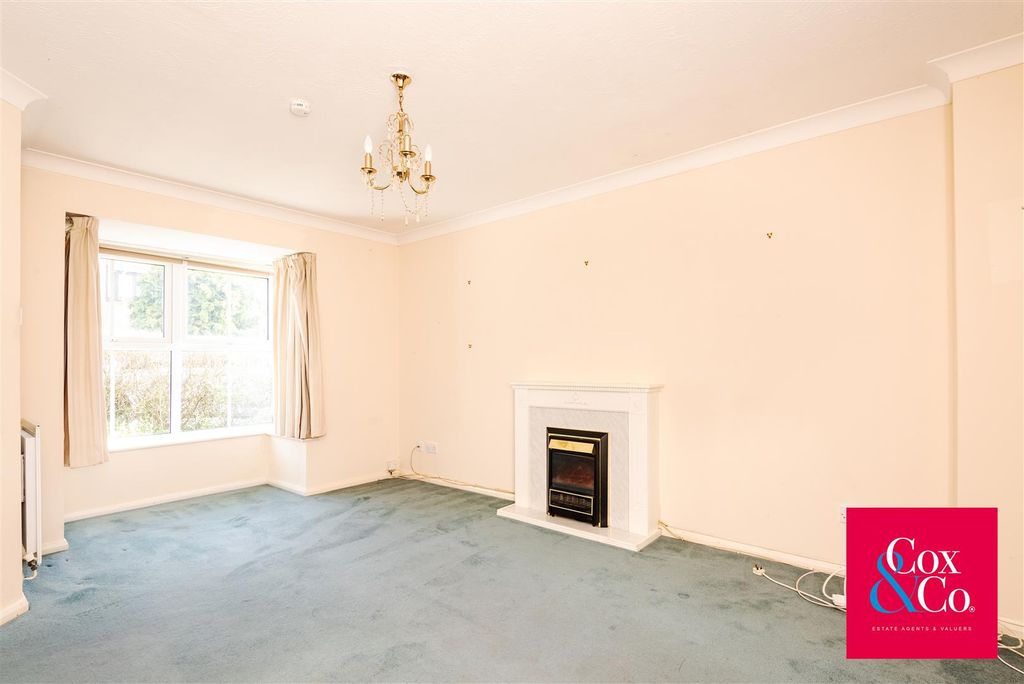 Property photo 2 of 19 81N_9095.Jpg