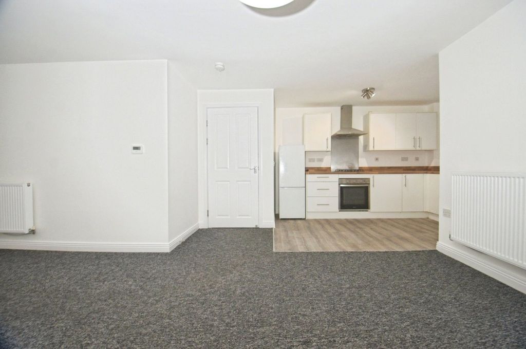 Property photo 2 of 16 Photo