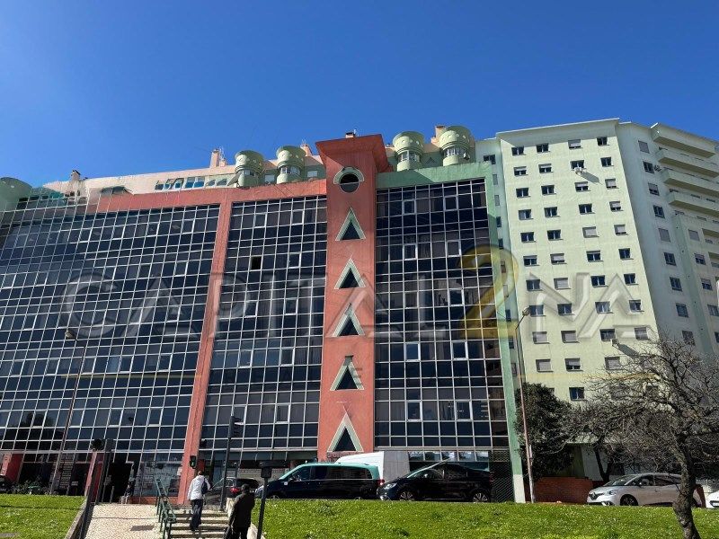 Property photo 1 of 5