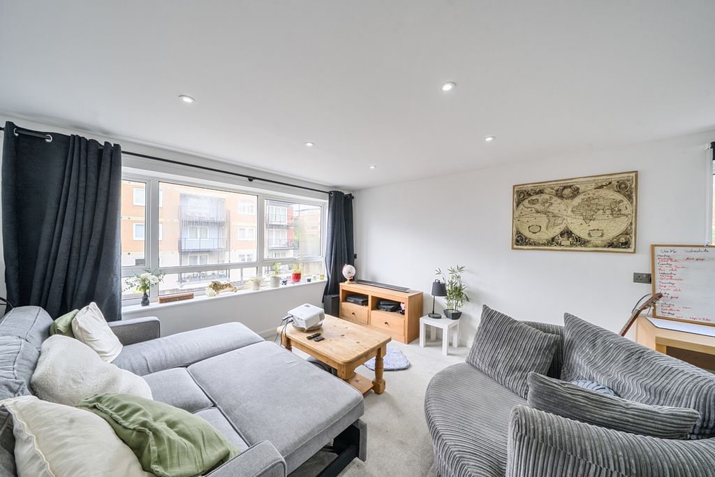 Property photo 2 of 20 1459759-14-6A0B3c...