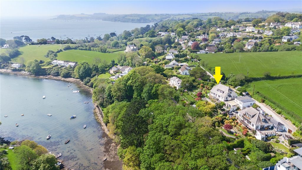 Property photo 1 of 17 Aerial
