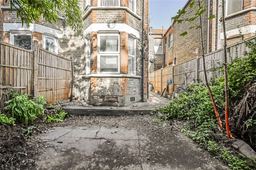 Property photo 2 of 13 Picture No. 09