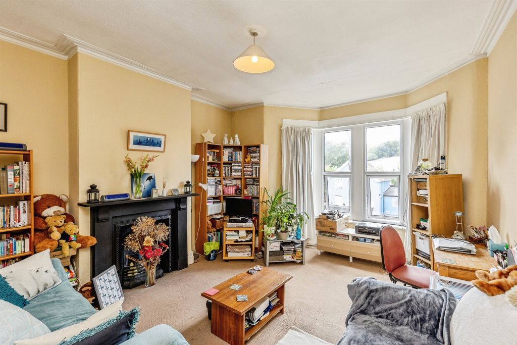 Property photo 3 of 14