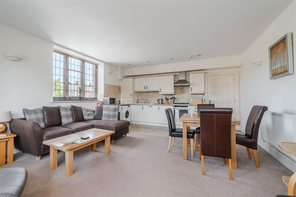 Property photo 2 of 18 Open Plan Living_-4.Jpg