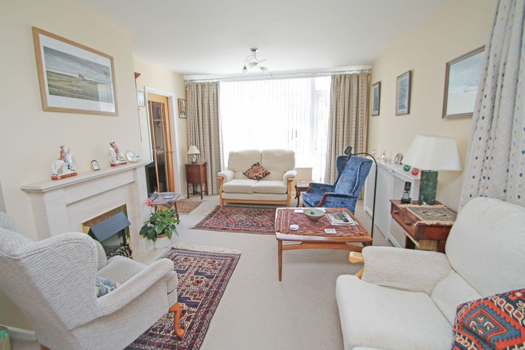 Property photo 3 of 22