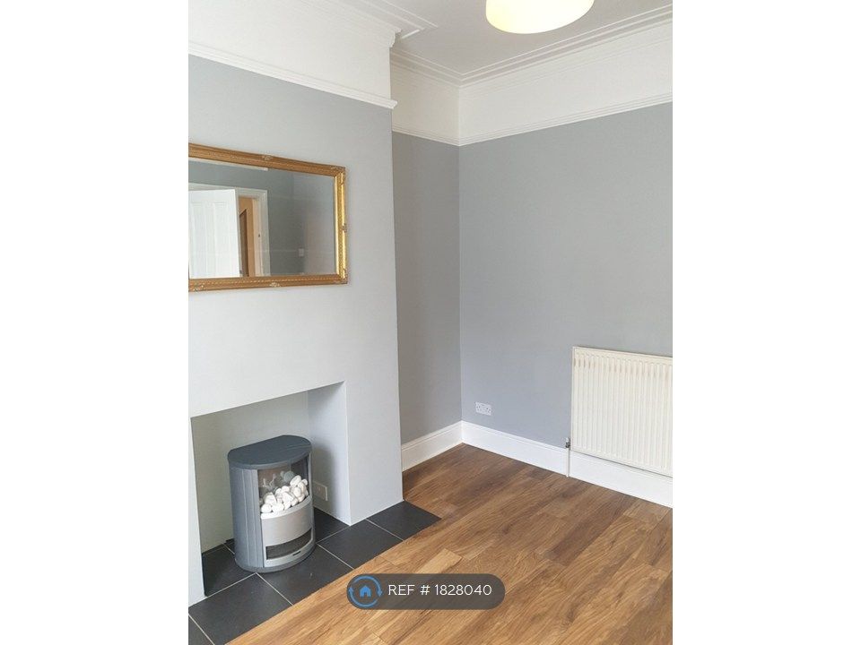 Property photo 3 of 34