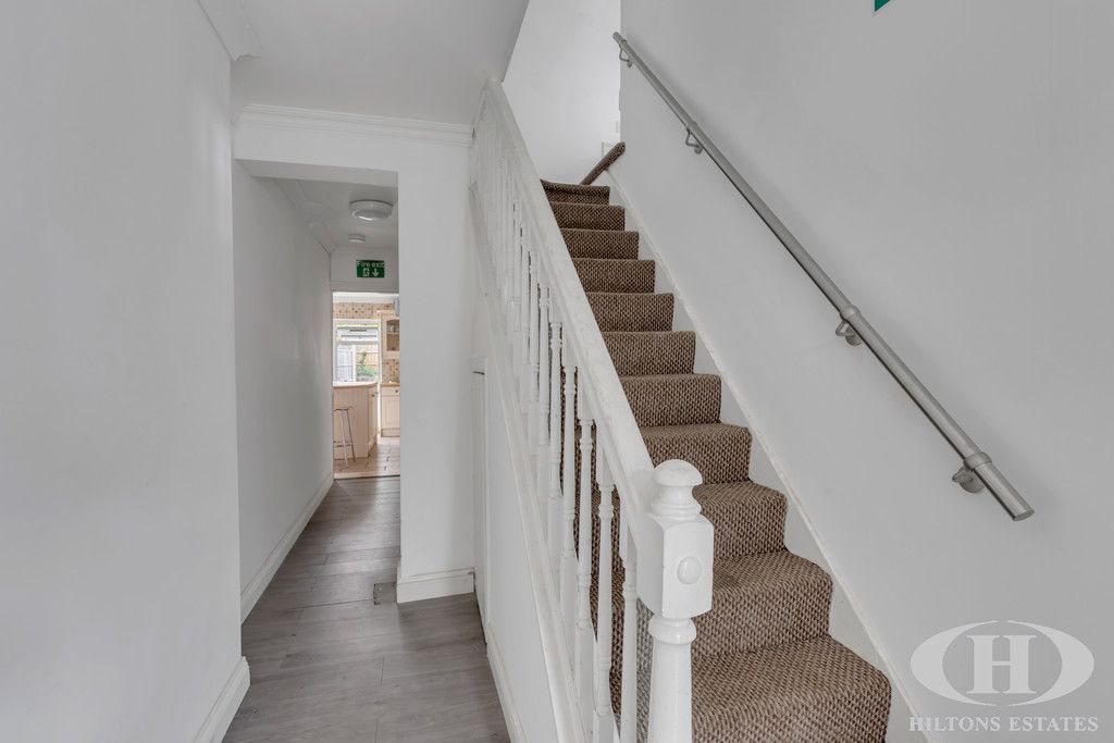 Additional image 6 of 6 bed semi-detached house for saleHarrow Road, Feltham TW14
