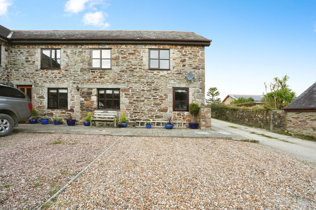 Property photo 1 of 17 Photography