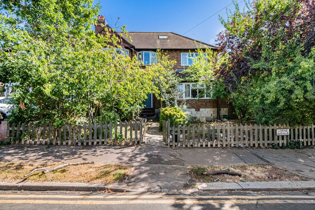 Property photo 1 of 16