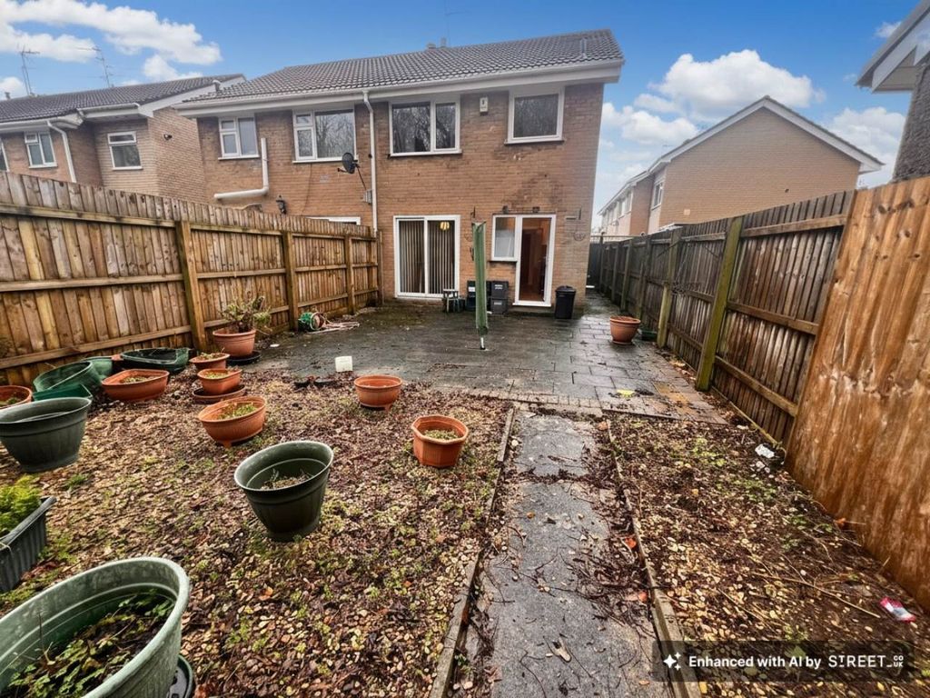 Property photo 2 of 17 Rear Garden