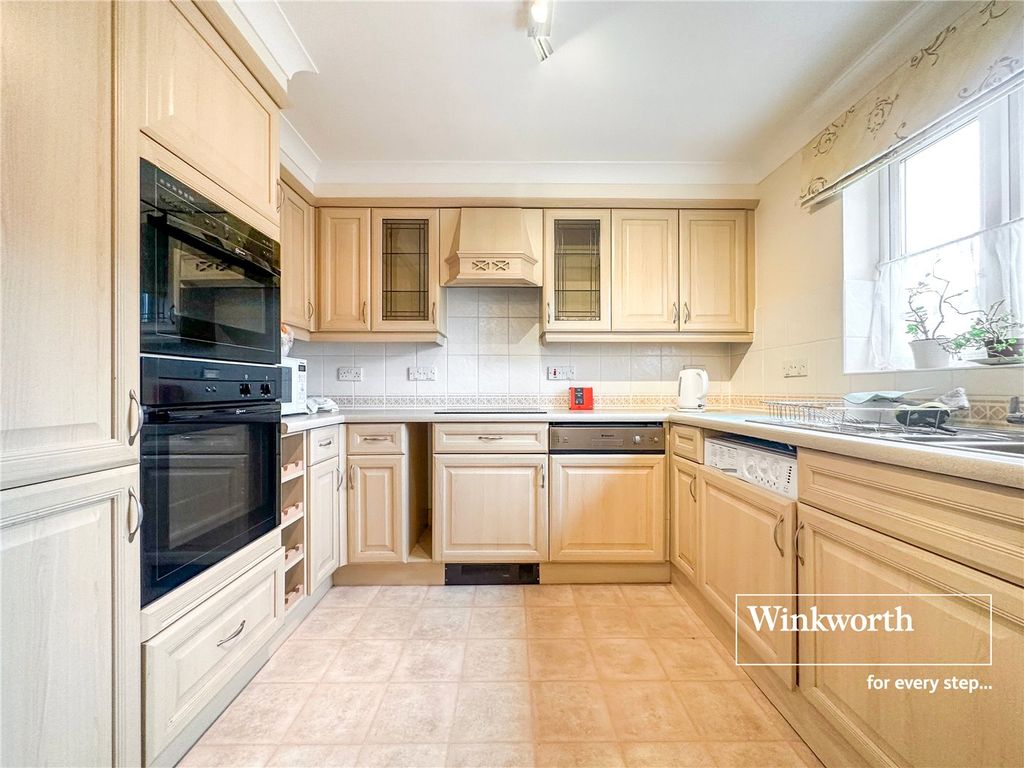 Property photo 2 of 11 Picture No. 04
