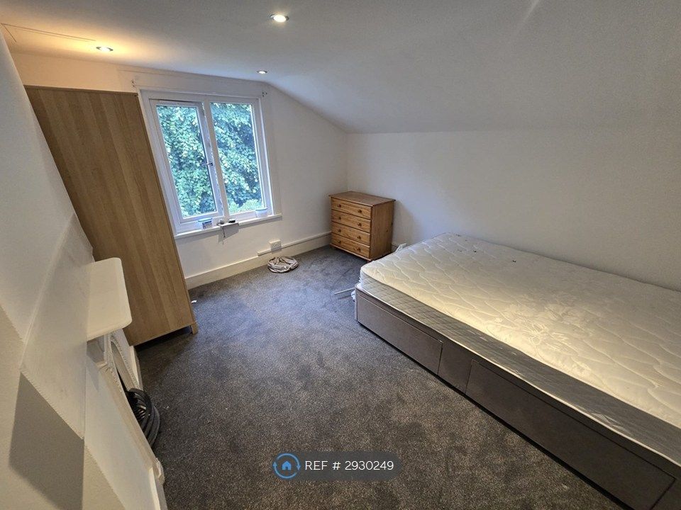 Property photo 2 of 7 Bedroom 2