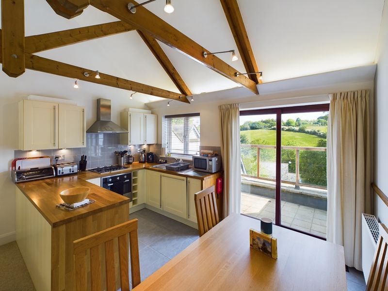 Property photo 3 of 22 Kitchen/Diner