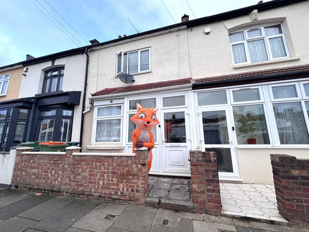 Property photo 1 of 12