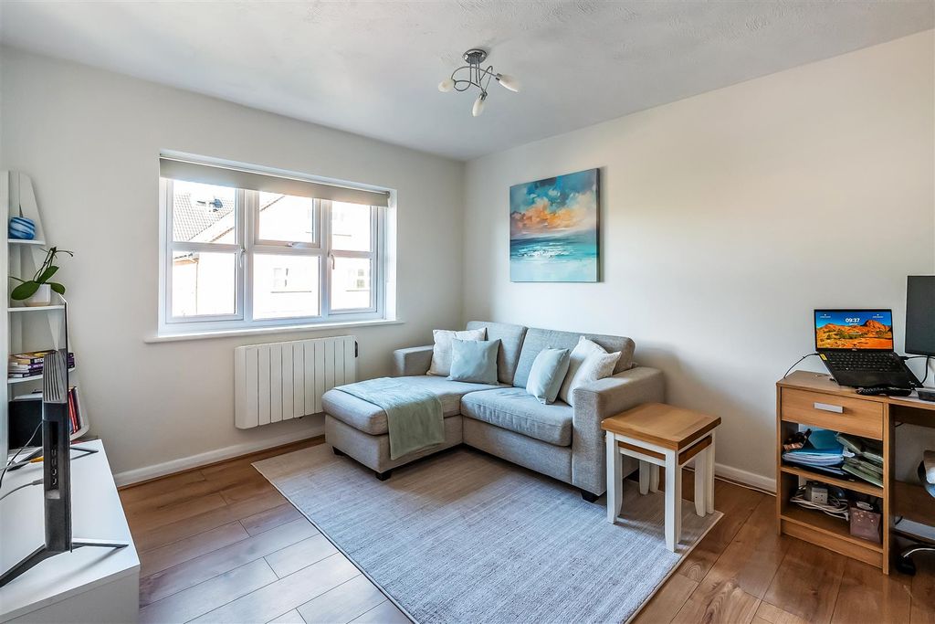 Additional image 14 of 1 bed flat for saleAshtead KT21