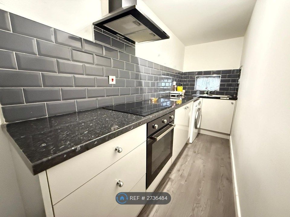 Property photo 1 of 3