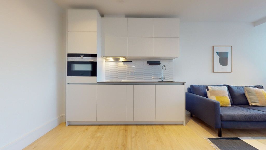 Property photo 2 of 16 Kitchen