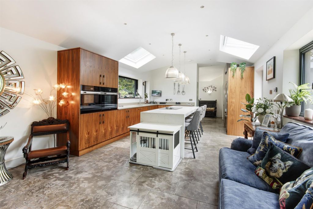 Property photo 1 of 21 61471_019.Jpg