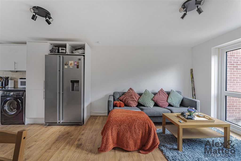 Property photo 3 of 12 John Silkin Lane