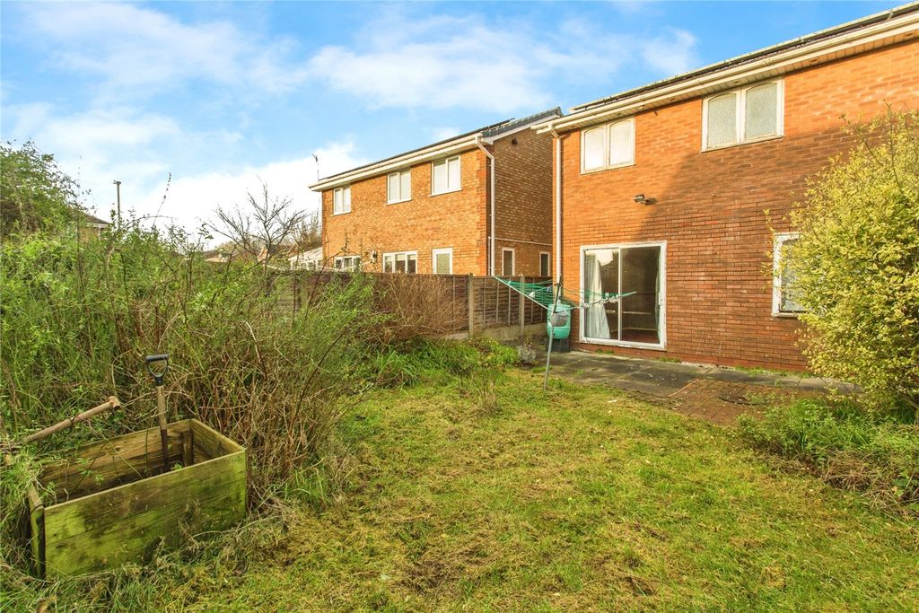 Property photo 2 of 24 Picture No. 15