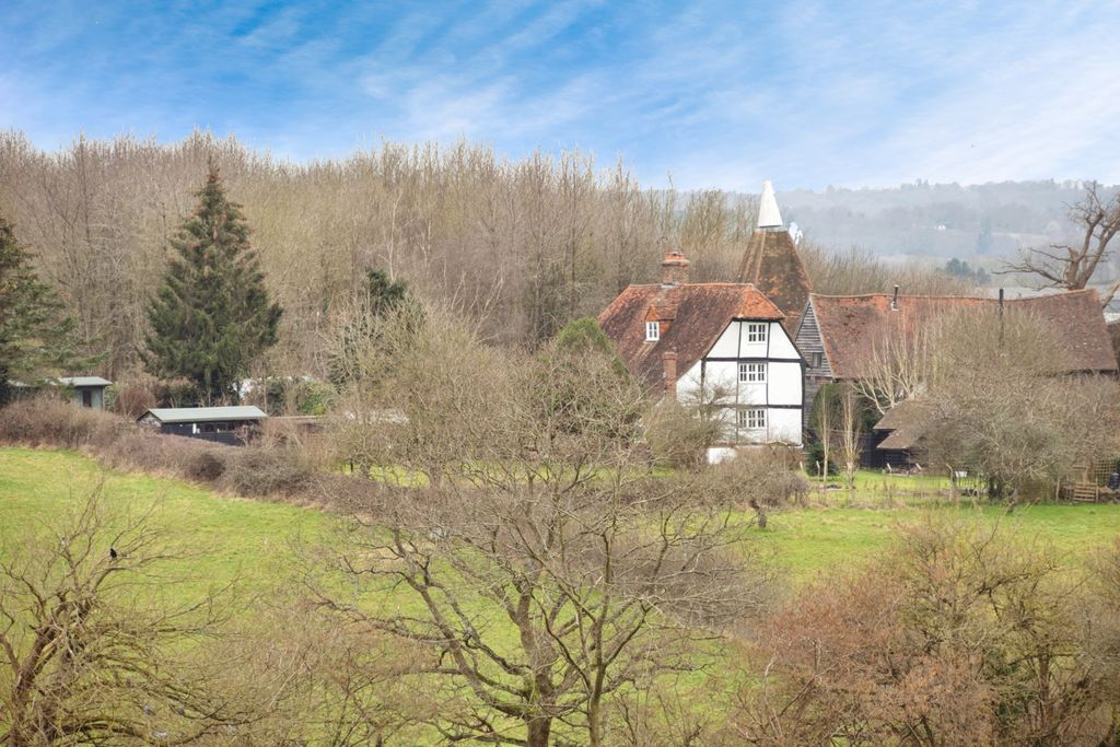 Property photo 1 of 29 Photo #1