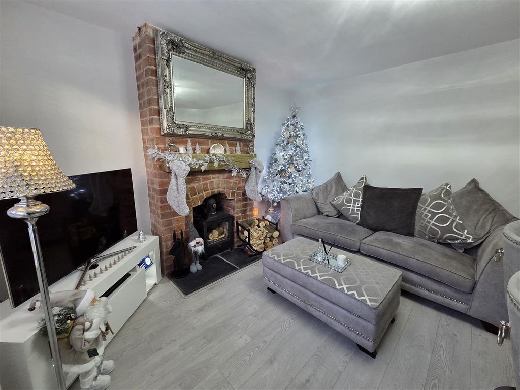 Property photo 2 of 13 20251219_091745.Jpg