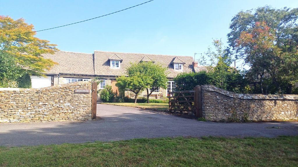 Property photo 1 of 35