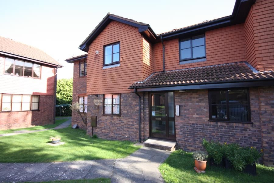 Property photo 1 of 6