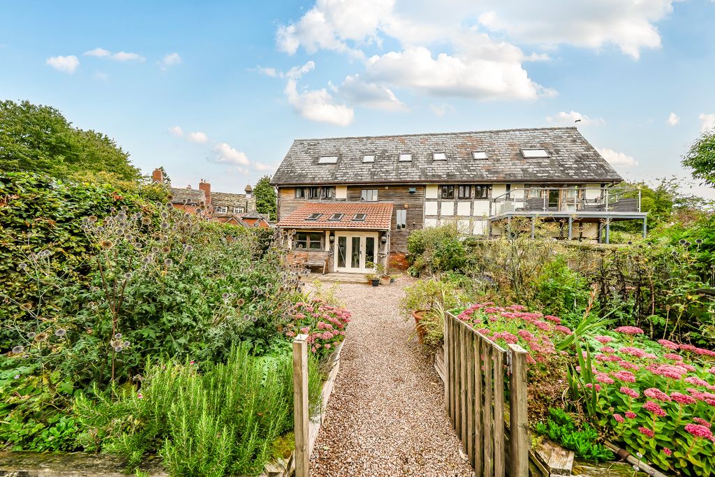 Property photo 1 of 20