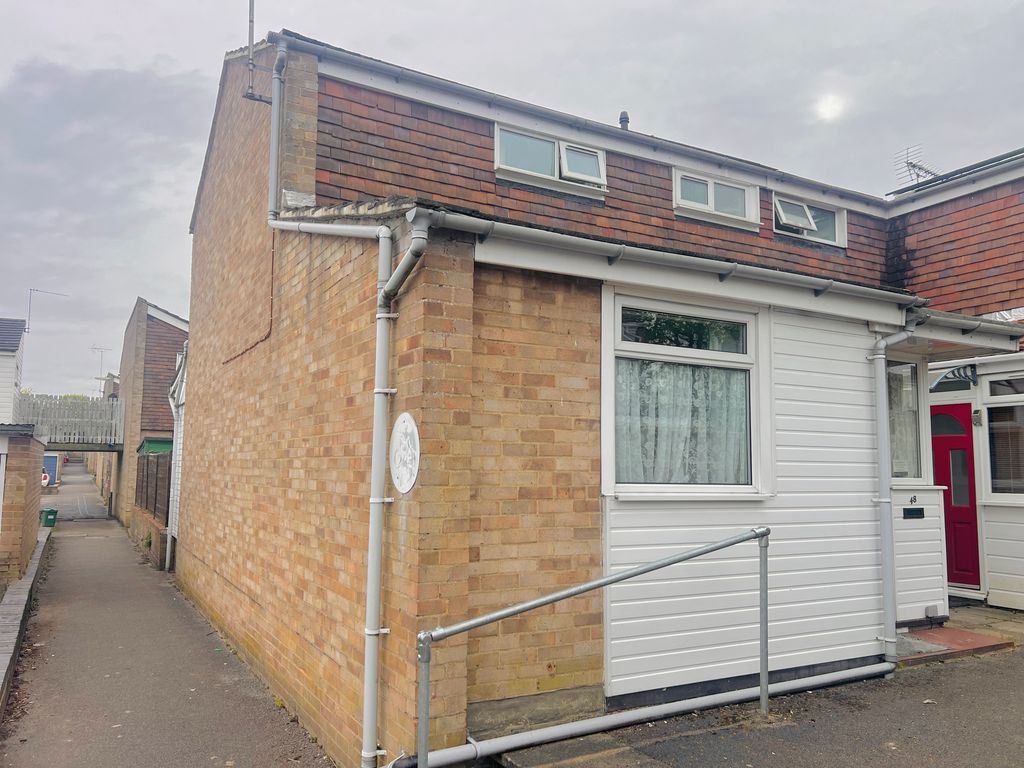 Property photo 1 of 12