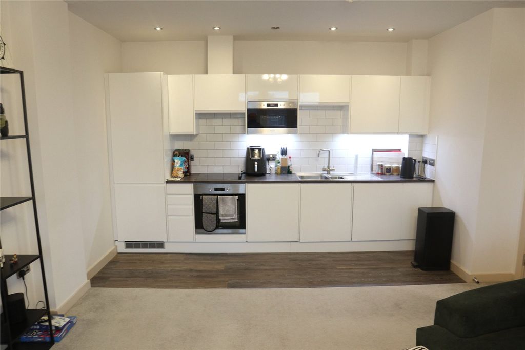 Property photo 2 of 8 Picture No. 03