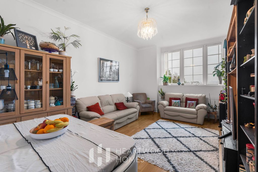 Property photo 2 of 15