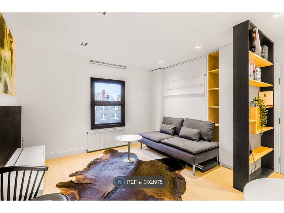 Property photo 2 of 5 Studio