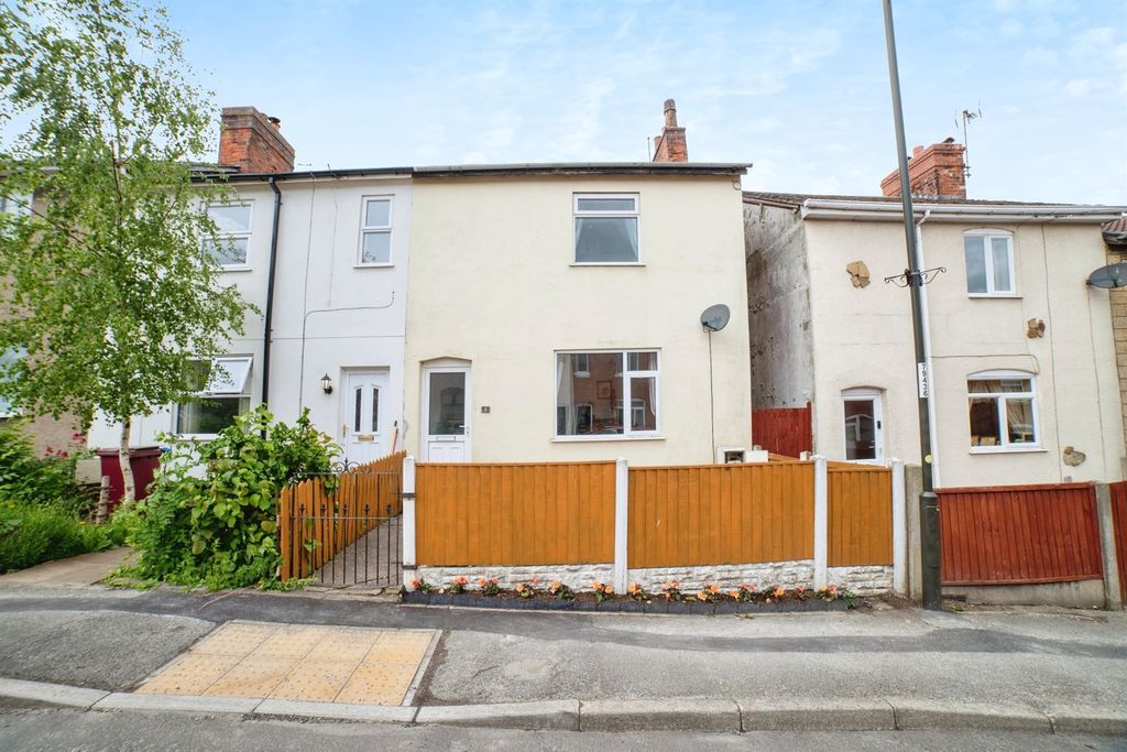 Property photo 1 of 17