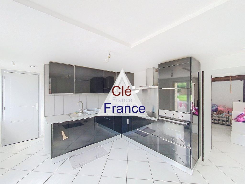 Property photo 3 of 9