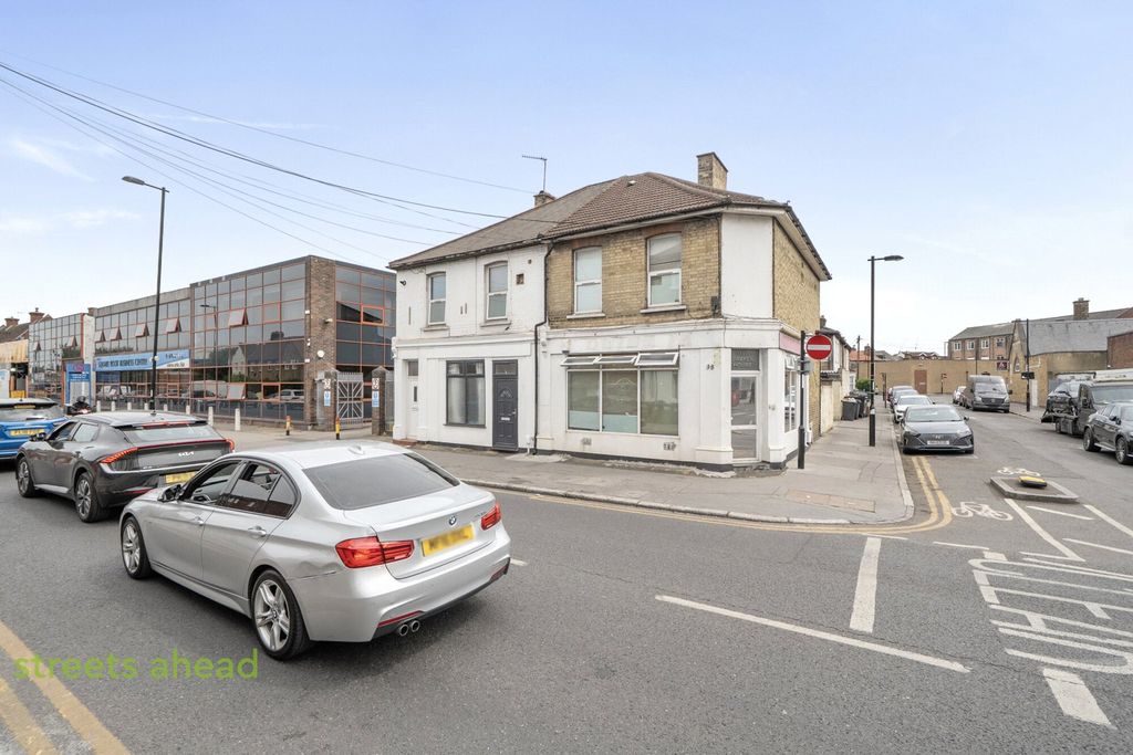 Property photo 2 of 5 Ecd9E489-6469-4A0...