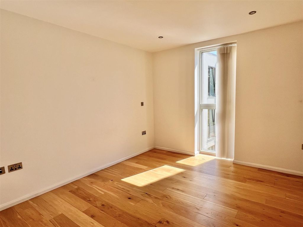 Additional image 13 of 2 bed flat for saleSea Road, Carlyon Bay, Carlyon Bay PL25