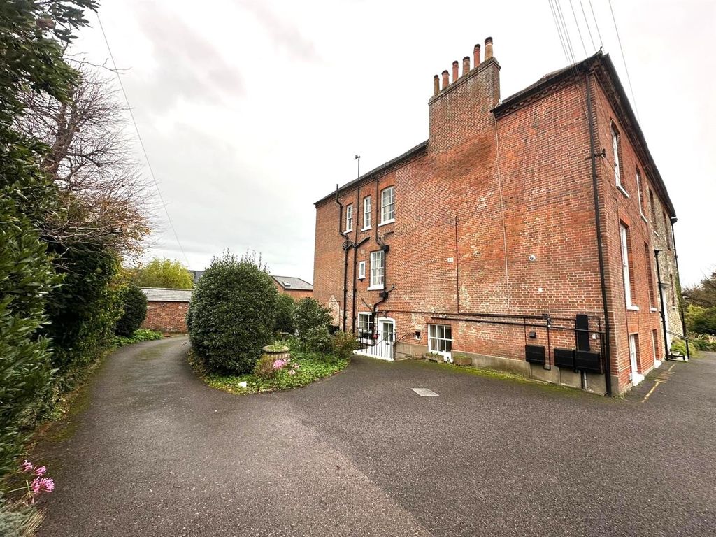 Property photo 1 of 8 Front Shot.Jpg