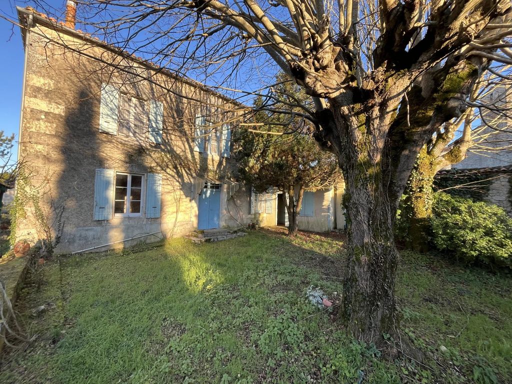 Property photo 1 of 22