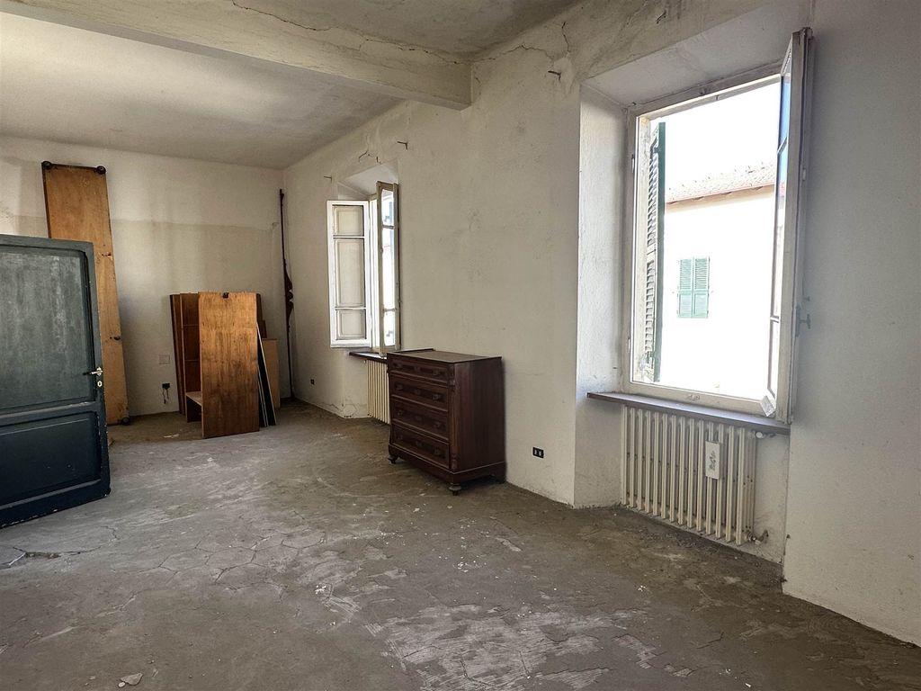 Property photo 1 of 30