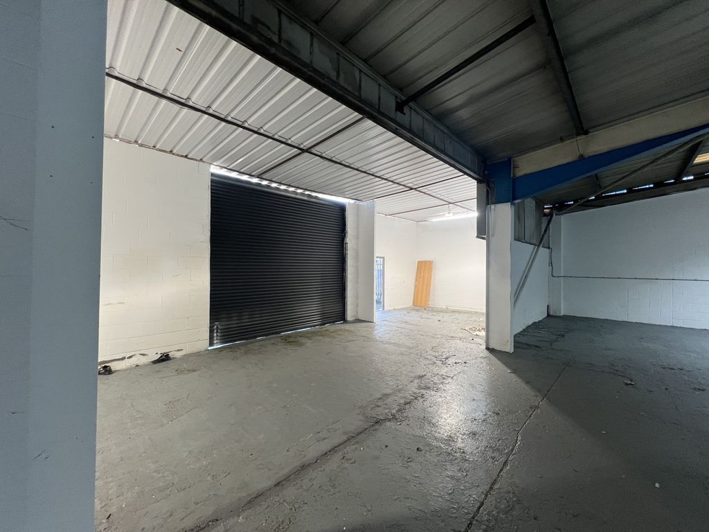 Property photo 1 of 5